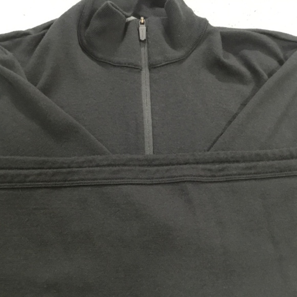 EUC Icebreaker Men’s L 1/4 Zip Thumb holes - Picture 10 of 13